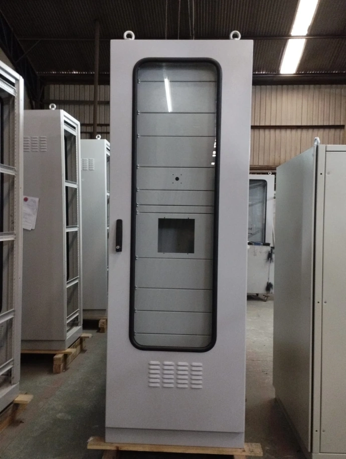 Painel Autoportante com Rack