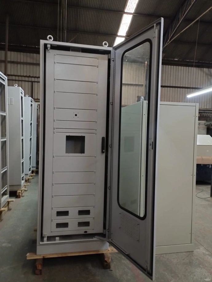Painel Autoportante com Rack