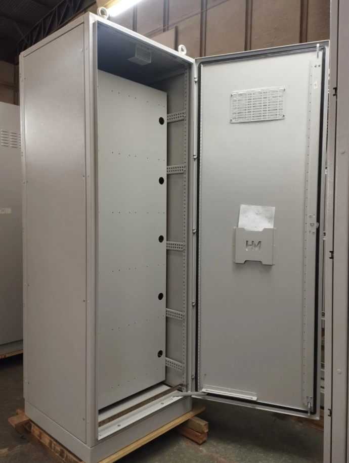 Painel Autoportante com Rack