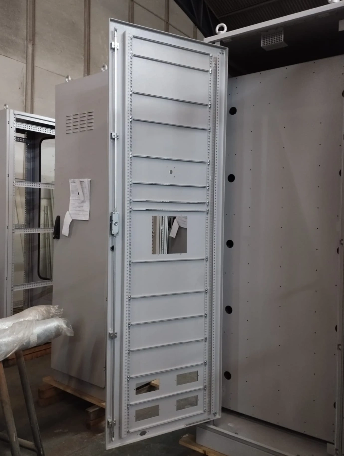Painel Autoportante com Rack